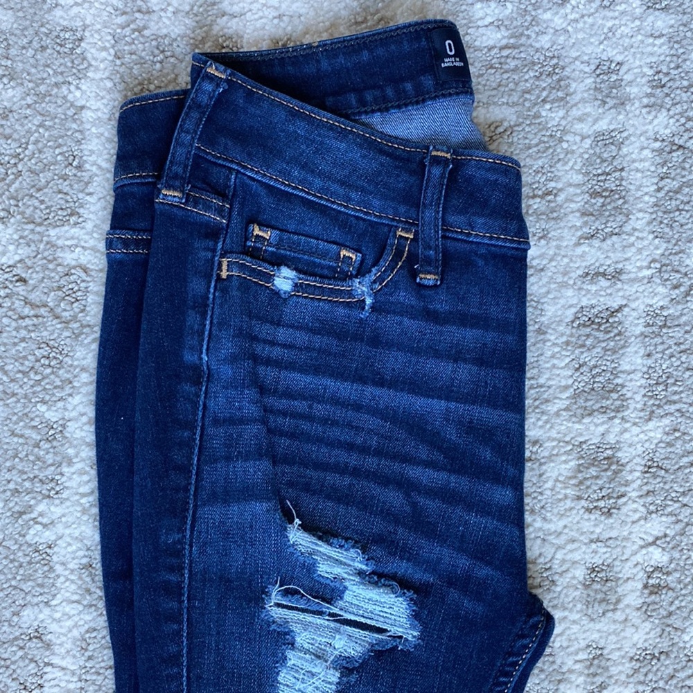 •Hollister• Distressed Super Skinny Jean - Picture 8 of 14